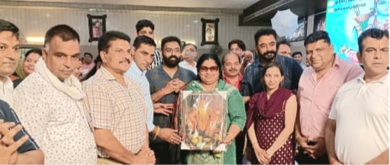 मैडम जीवन गौतम को उनकी सेवानिवृत्ति पर सम्मानित किया गया